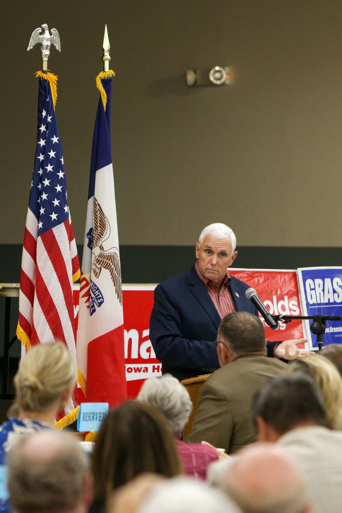 092922-qc-nws-pence-21.jpg